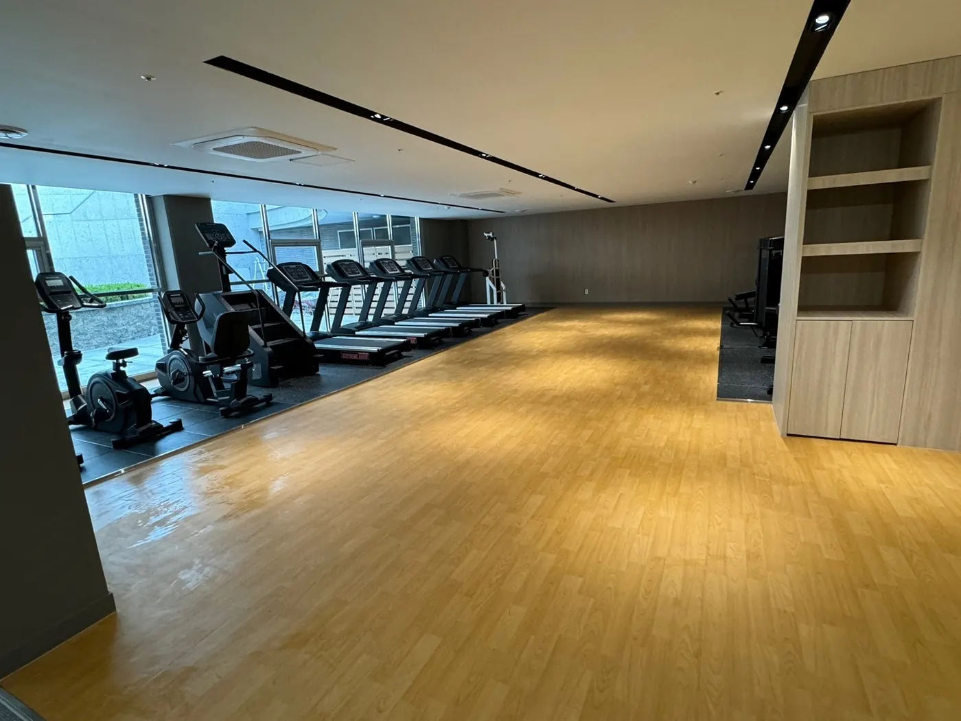 운동기구 관리 — 북구 헬스장청소 현장