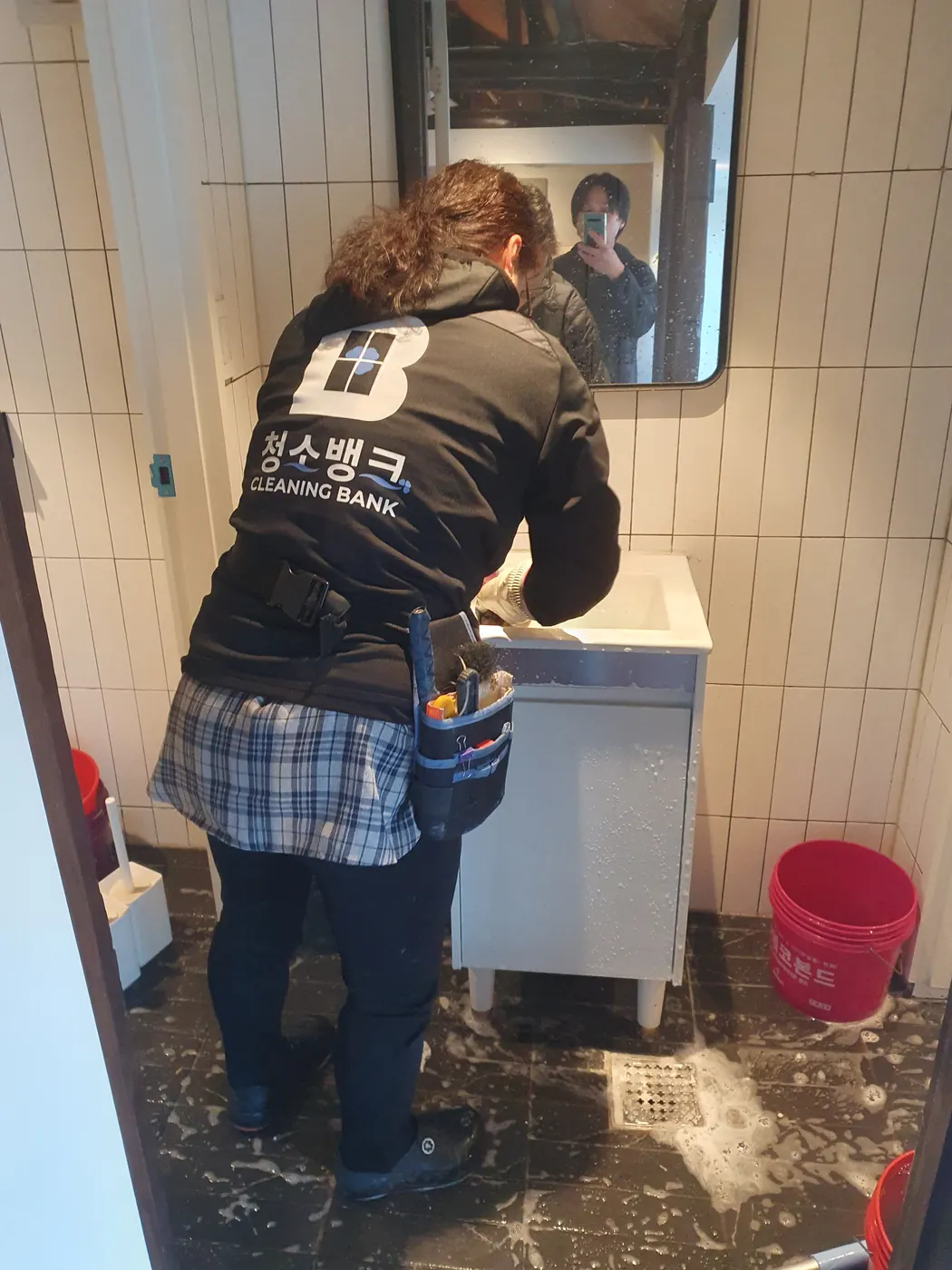 작업 진행 — 달성동 식당청소 현장