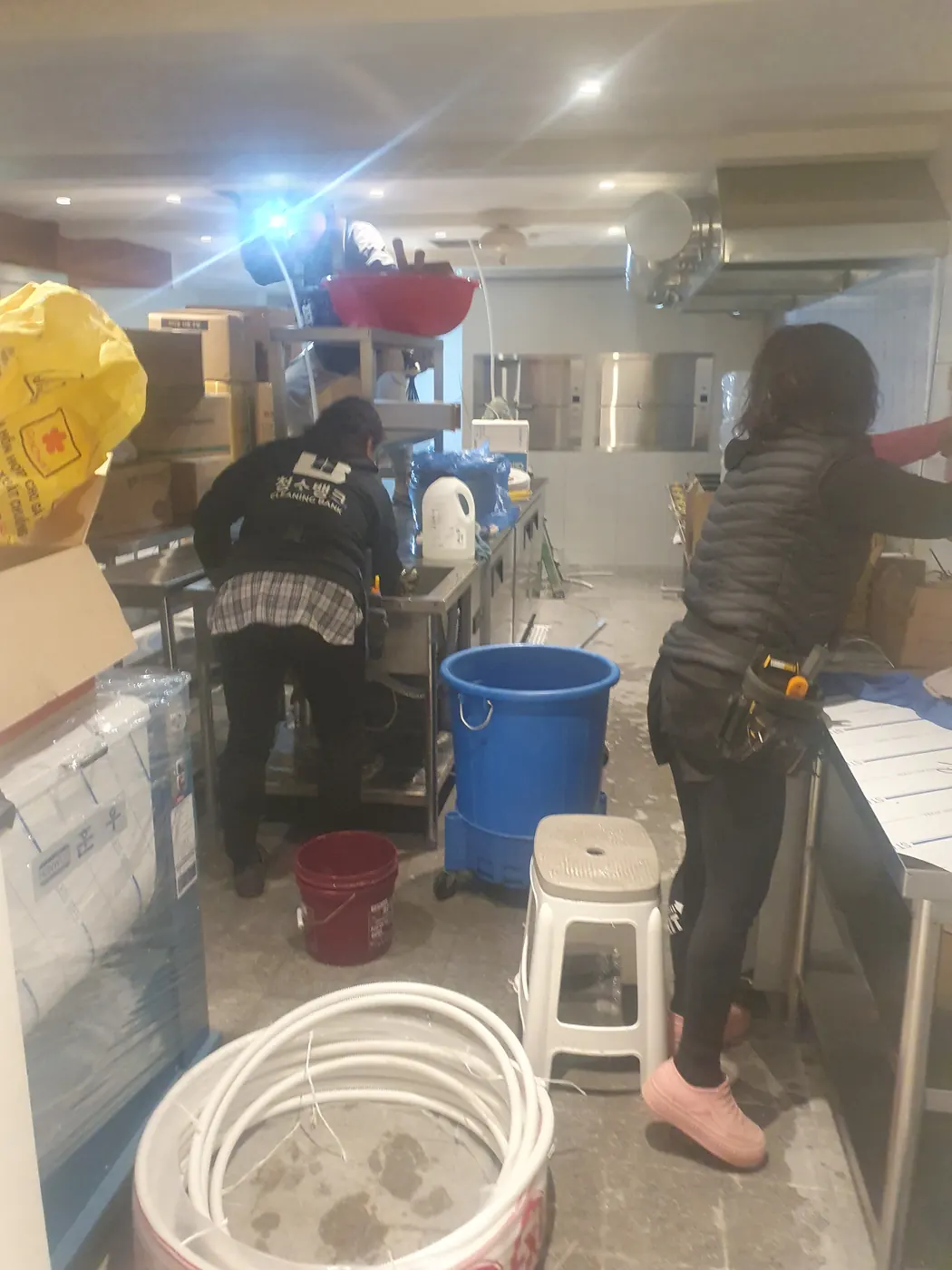 세정 진행 — 달서구 식당청소 현장