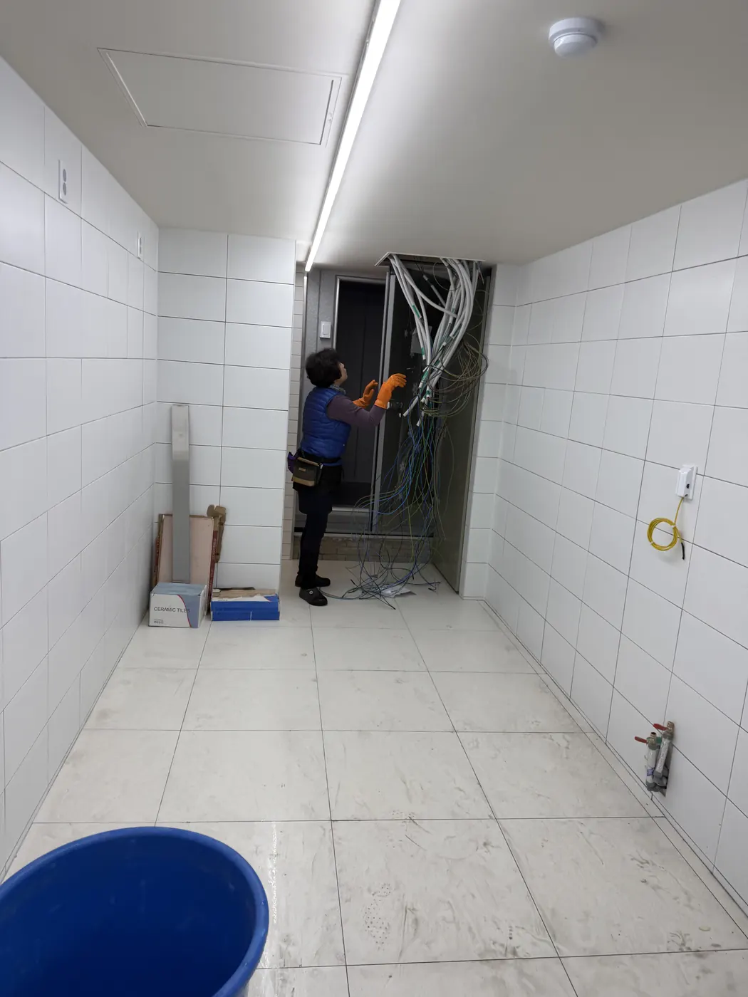 세정 진행 — 고모동 식당청소 현장