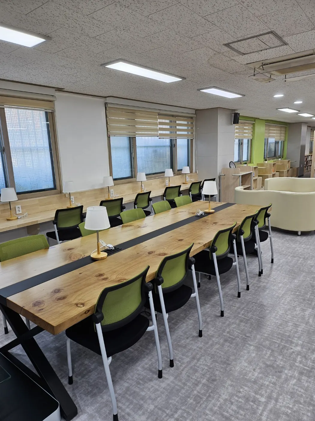 원대동2가 학교청소 시공 현장 — 교실 정리