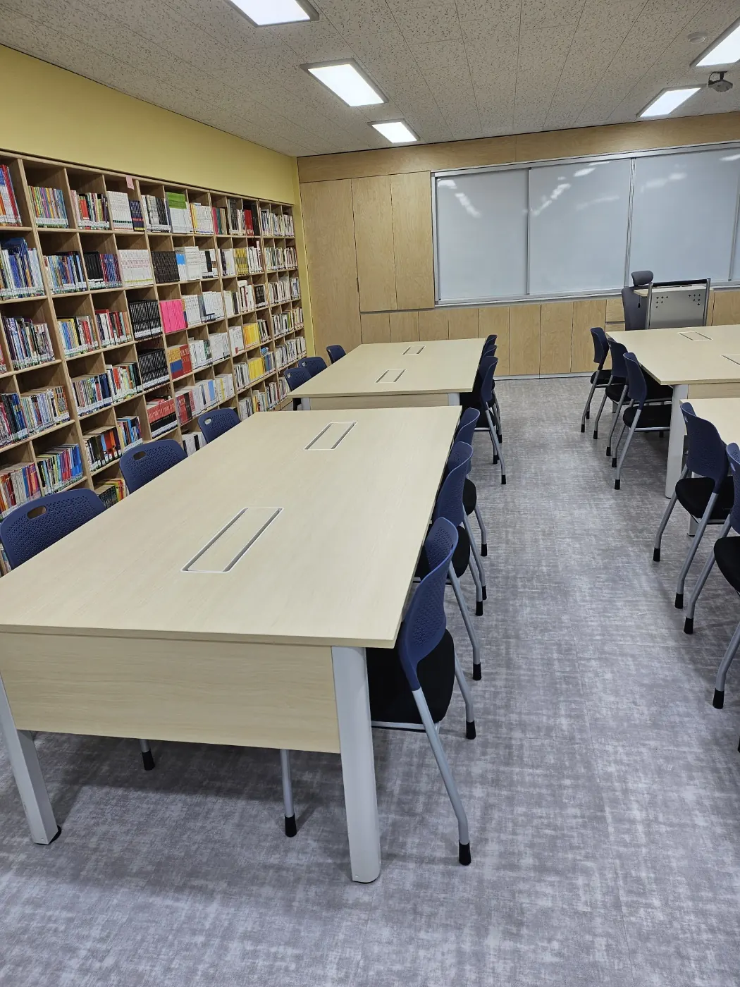 도서관 정리 — 상동 학교청소 현장