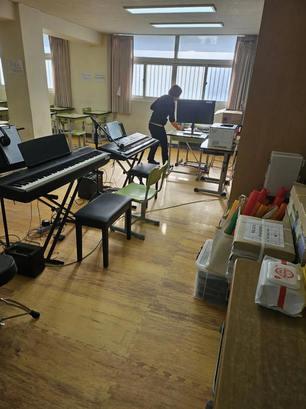 특별실 작업 — 다사읍 학교청소 현장